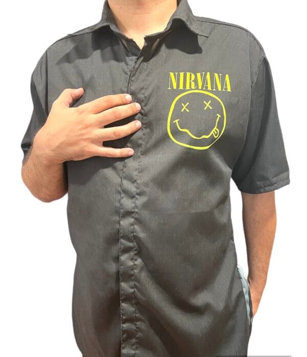 Camisa Kurt Cobain Nirvana conseguila en: https://factoryrock.com.ar