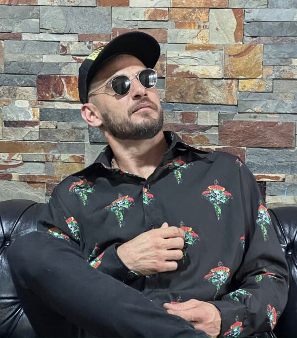 Camisa Expensive Winos que podes conseguir en https://factoryrock.com.ar @factoryrock.ar