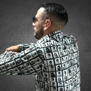 Camisa Morrison foto sesión de Factory Rock https://factoryrock.com.ar @factoryrock