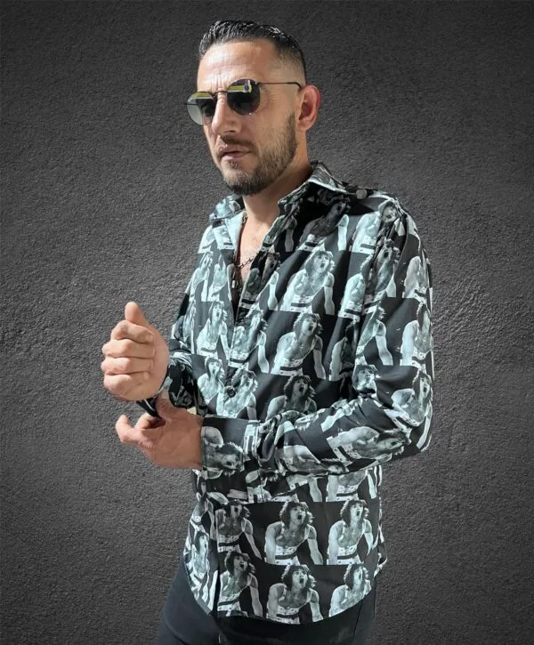 manufacturada por @factoryrock.ar conseguila en la web: https://factoryrock.com.ar