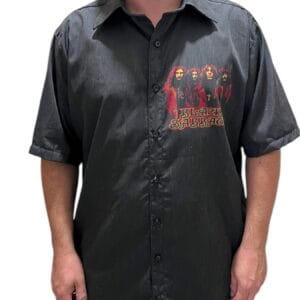 camisa black sabbath solo disponible en https://factoryrock.com.ar
