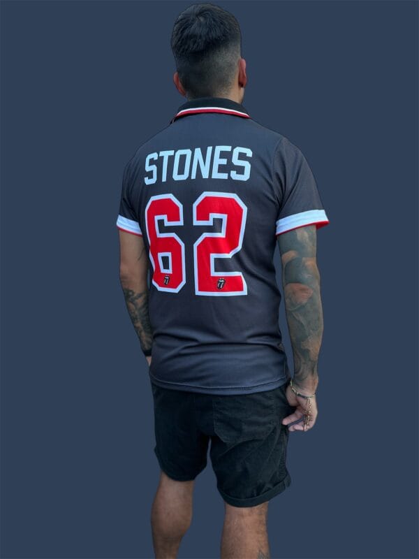 Camiseta Deportiva Stones 62 Sphere Dry unica en Argentina solo disponible en https://factoryrock.com.ar