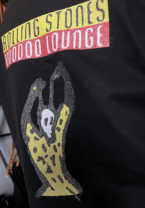 VOODOO LOUNGE CROP TOP OVERSIZE BRILLANTE