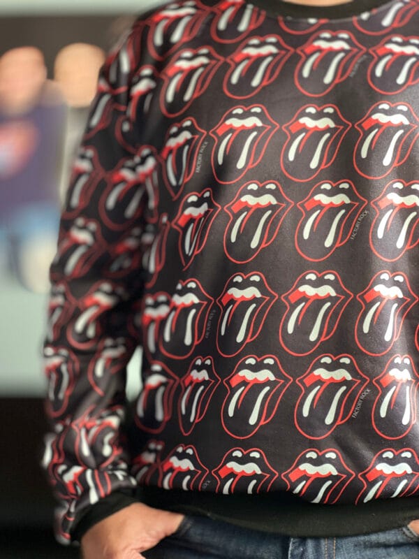 Buzo The Rolling Stones Black Box el mejor que podes tener por la calidad y diseño. Factory Rock lejor el mejor https://factoryrock.com.ar