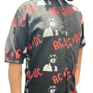 CAMISA ACDC ANGUS YOUNG solo disponible en @factoryrock.ar https://factoryrock.ar