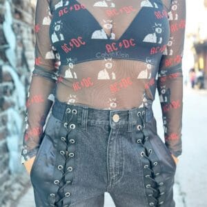 Remera Microtul Angus Young ACDC exclusivo de Factory Rock